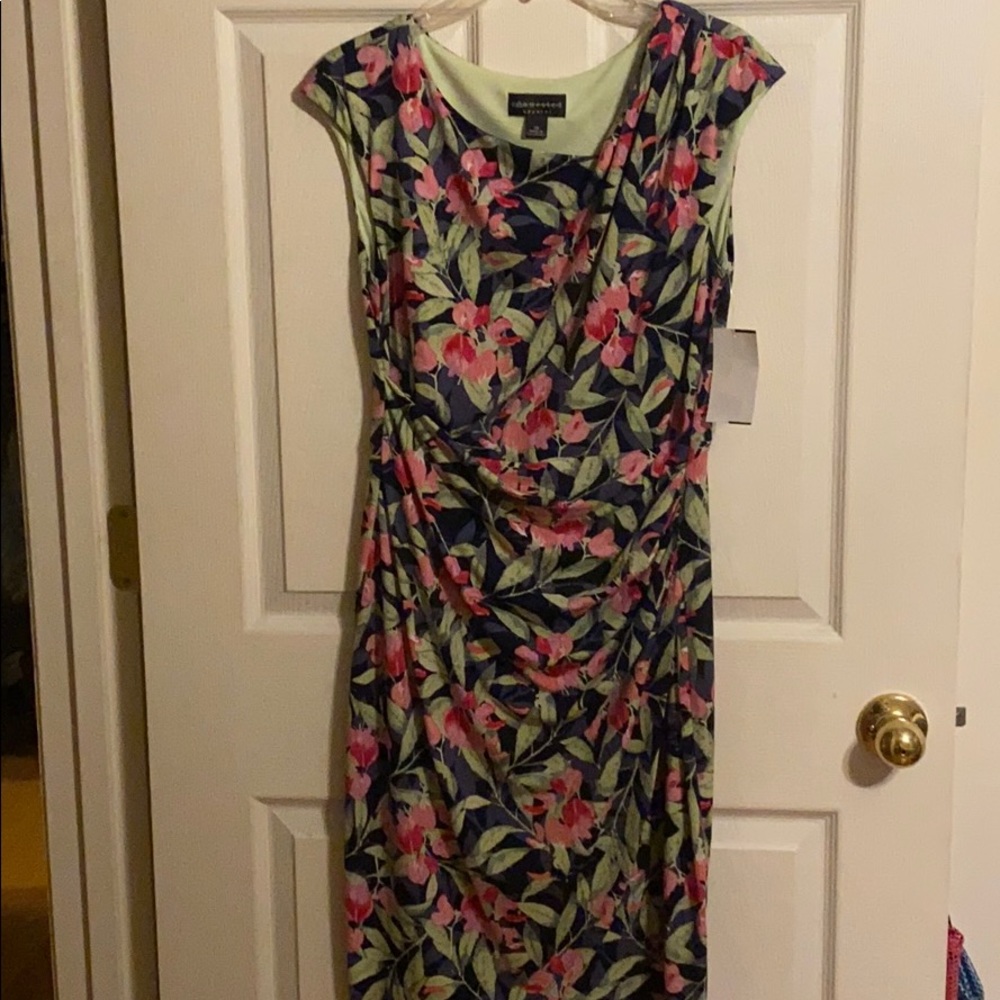 Floral Connected Apparel size 10 Dress